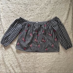 ✨3 for $20 Gingham off the shoulder top